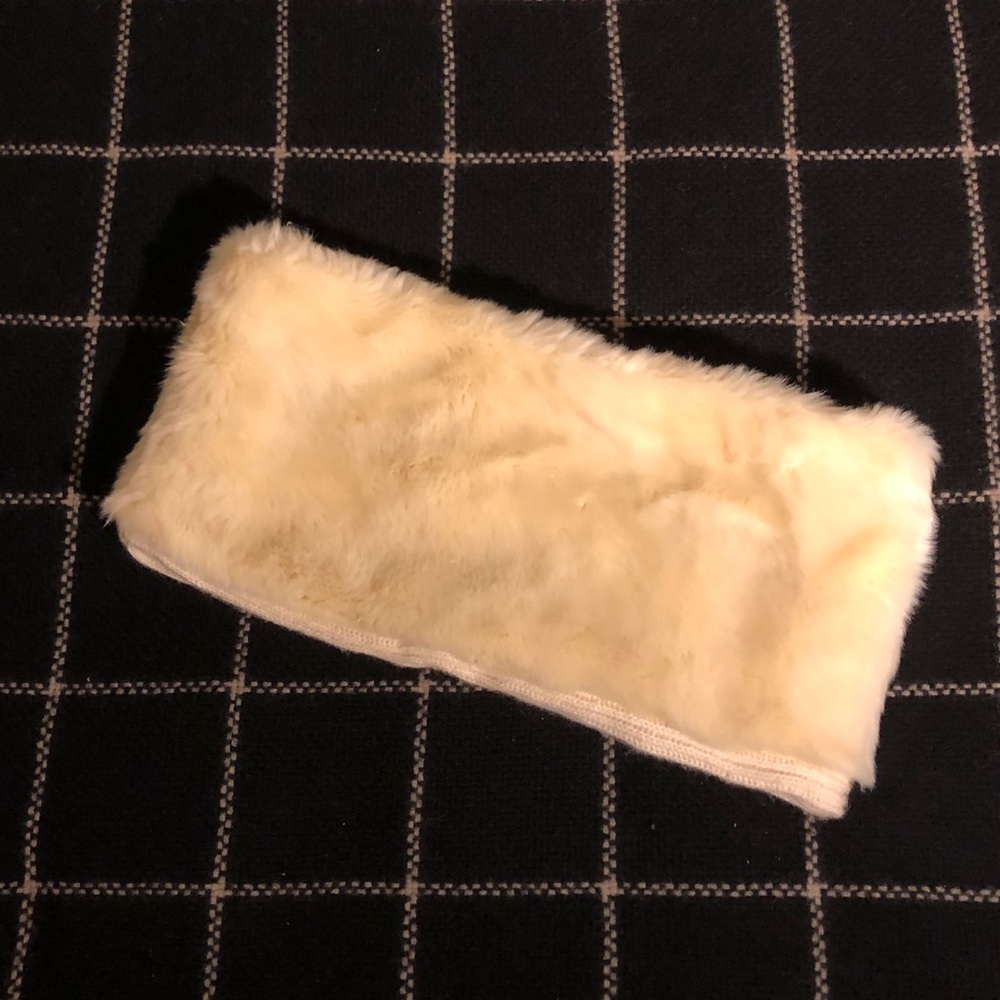 Ralph Lauren Fur Neck warmer